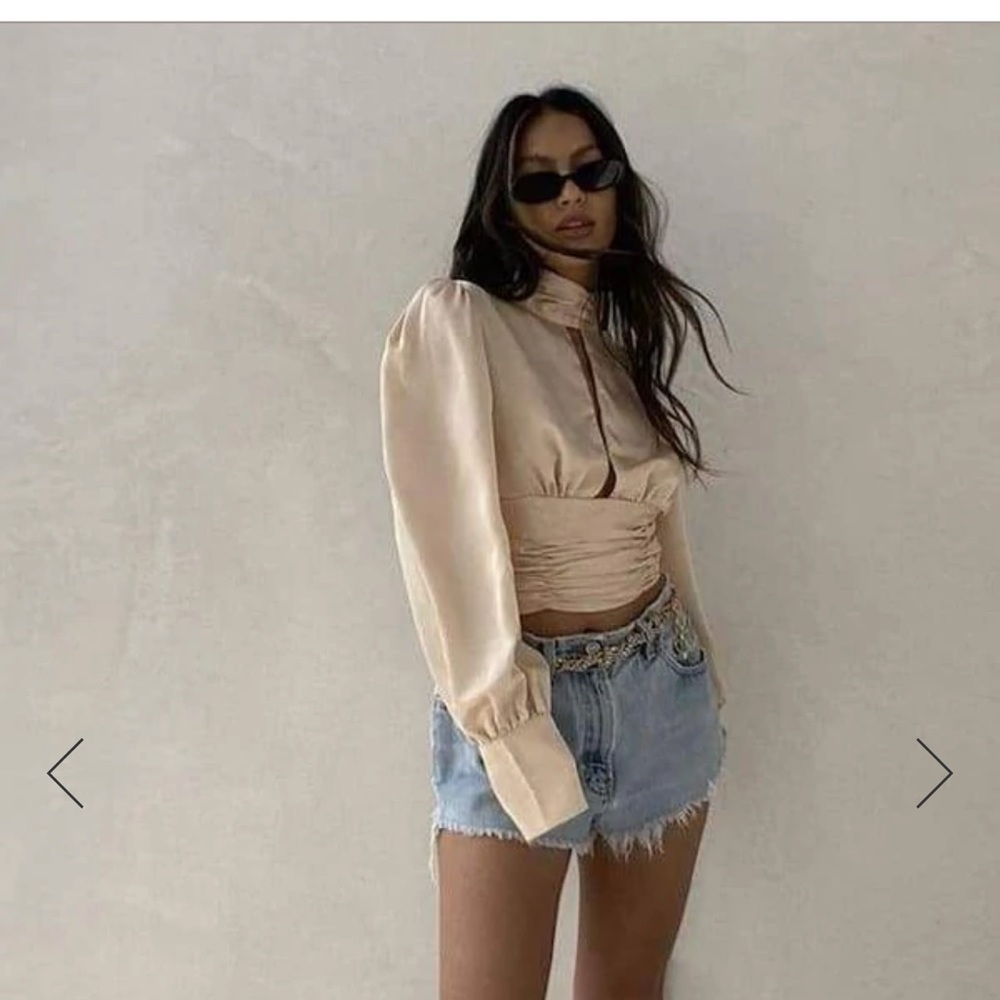 NWOT Rumours Golden Sands Top